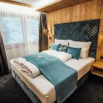 Theresia Aparthotel Kappl (Landeck)