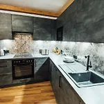 Theresia 4* كابل
