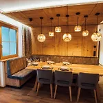 شقة فندقية Theresia 4*