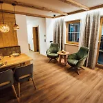 Theresia 4* كابل