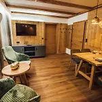 شقة فندقية Theresia 4*